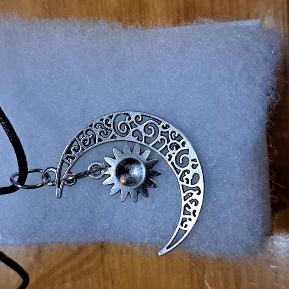 Crescent Moon Sunflower Necklace - Picture 5 of 5